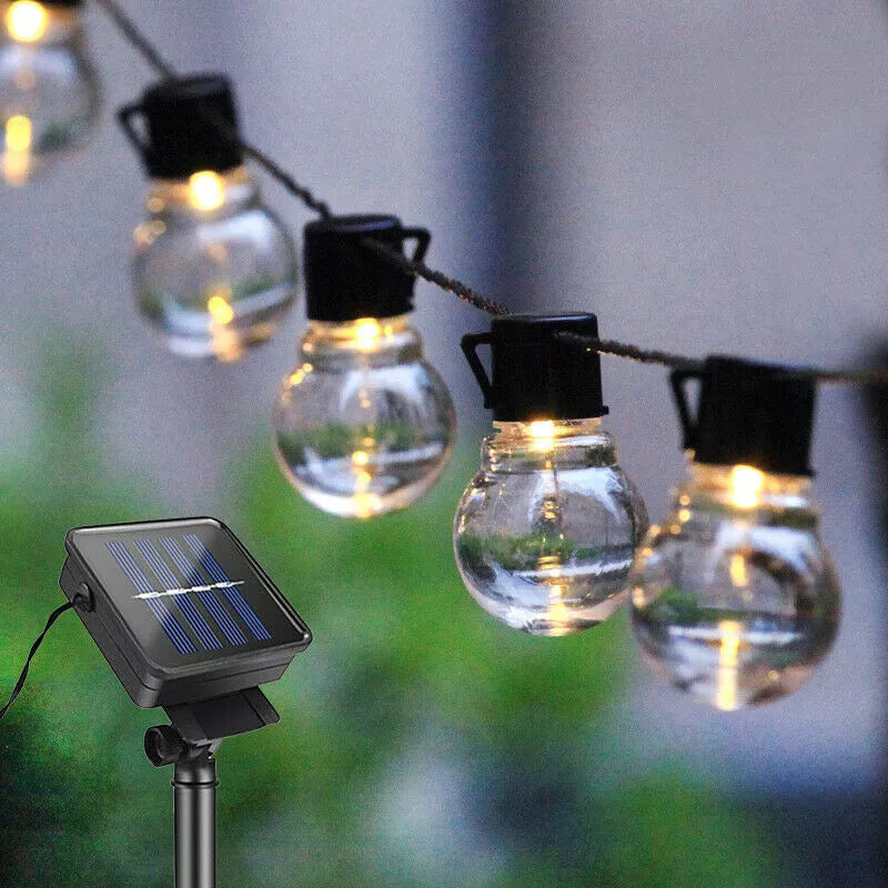 Solar Powered Retro Bulb String Lights – Warm White LED Outdoor Garden & Party Lighting