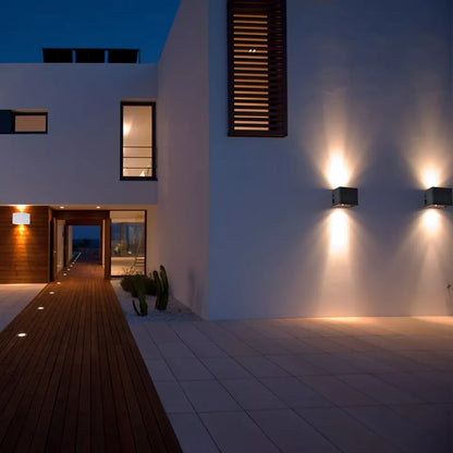 Modern Indoor LED Wall Lamp – Warm White Light. Wall Mounted. IP44 Rated