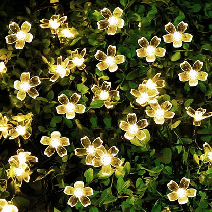 Solar Flower String Lights – 6.5m (21ft). 30 LED Warm White