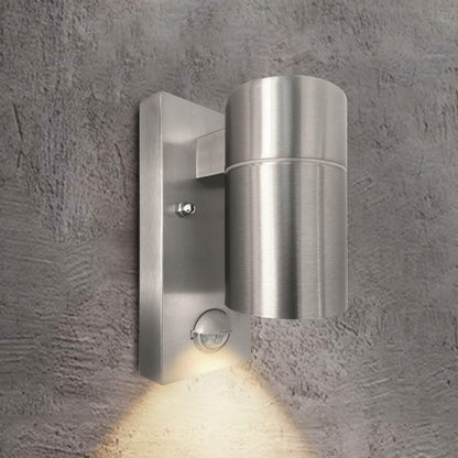 Outdoor Wall Light with PIR Motion Sensor. GU10 Base. IP44