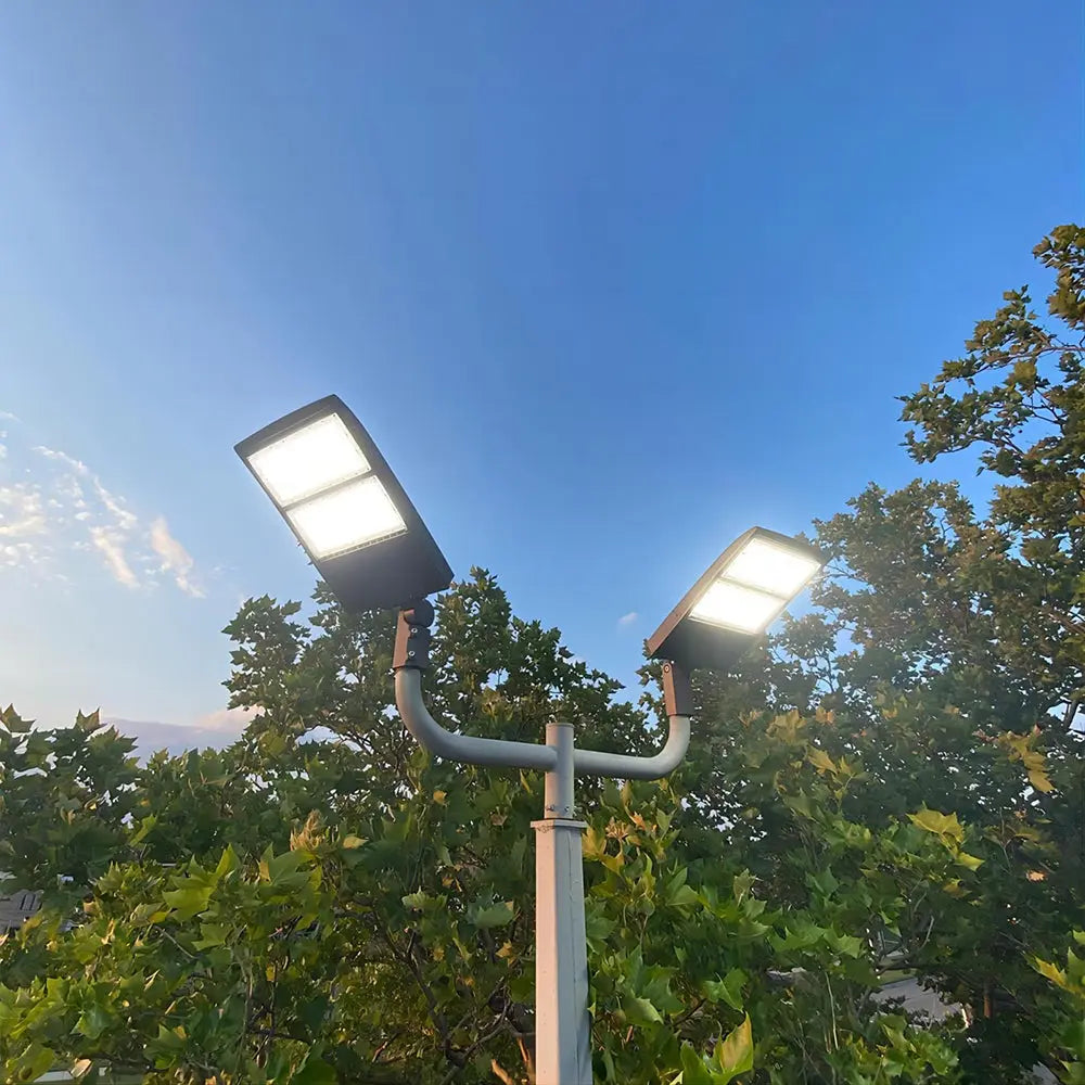 300W LED Parking Lot Light-High Voltage Area Light-AC 277~480V-42.000 Lumens-CCT 5000K-1000W MH Equivalent-UL+DLC 5.1