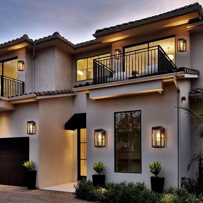 Outdoor Wall Lantern