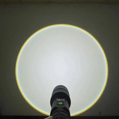 Helius KS008 | Zoomable Power Display Flashlight