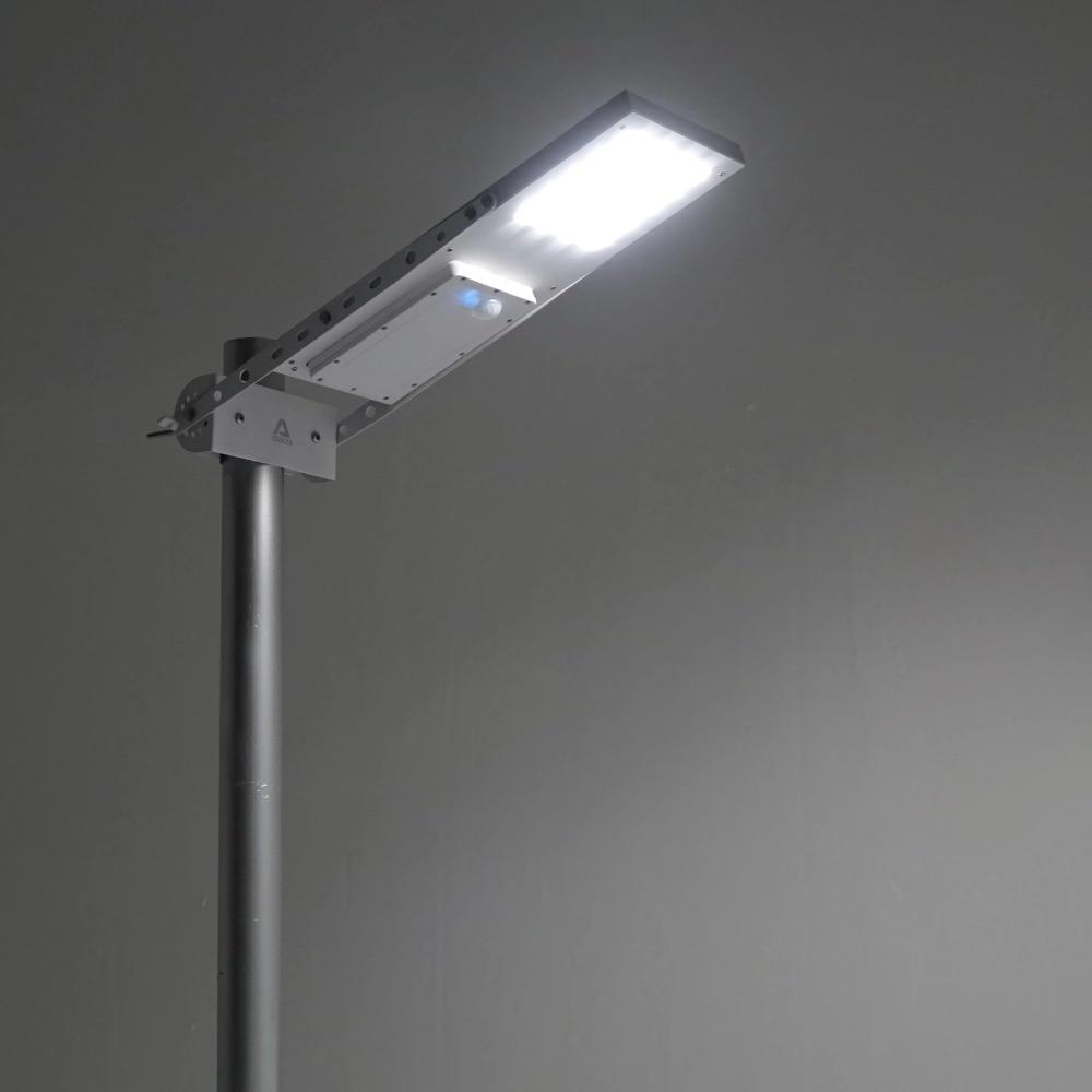 Lampadaire Solaire <br> Alpha X1080