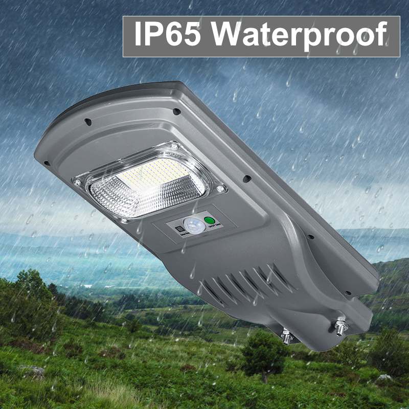 Lampadaire Solaire <br> Triple Bloc 351 LED