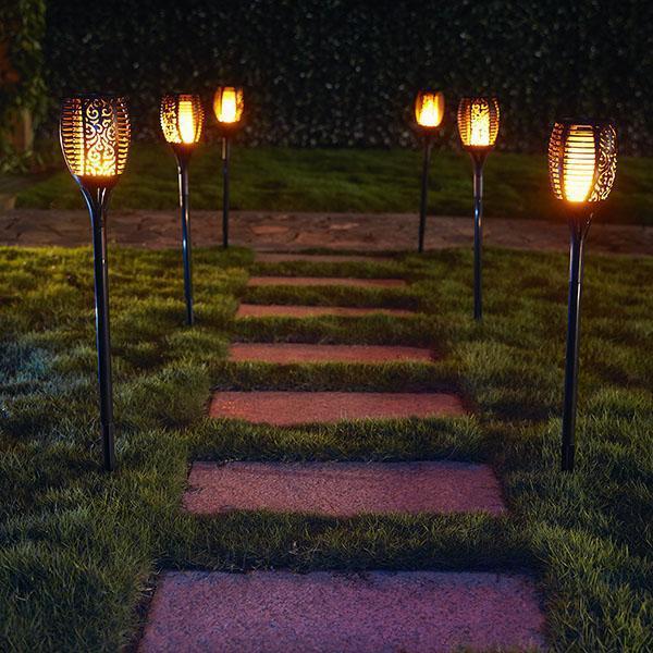 Borne Solaire <br> Flamme de Jardin