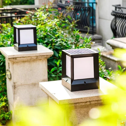Lampe extérieur solaire design Cube en Aluminum