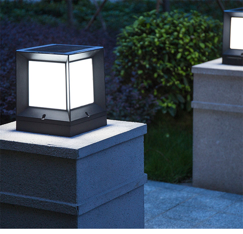 Lampe solaire design cube multicolore (Aluminium)