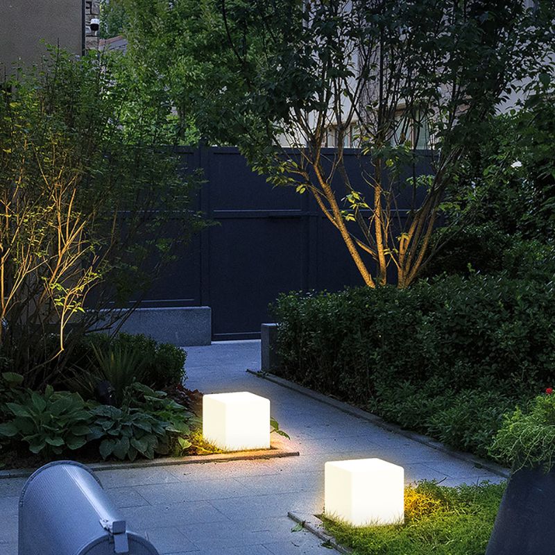 Lampe solaire design Cube LED en acrylique