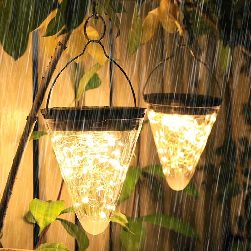 Lampe solaire à suspendre Cône transparent à LED