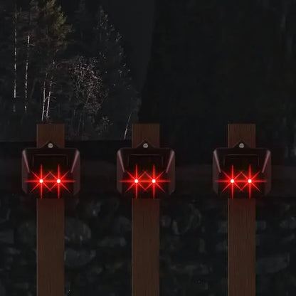 Red LED Light Waterproof Predator Repellent for Gardens