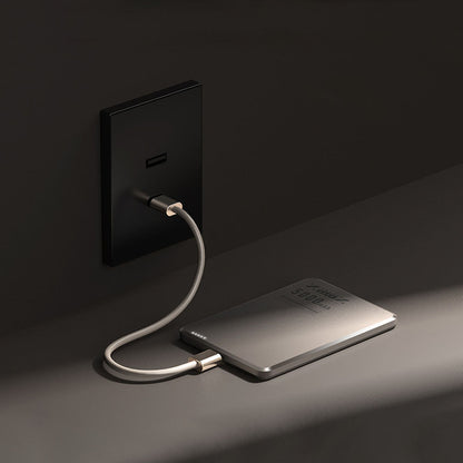 Voltiva Slim MagSafe Power Bank